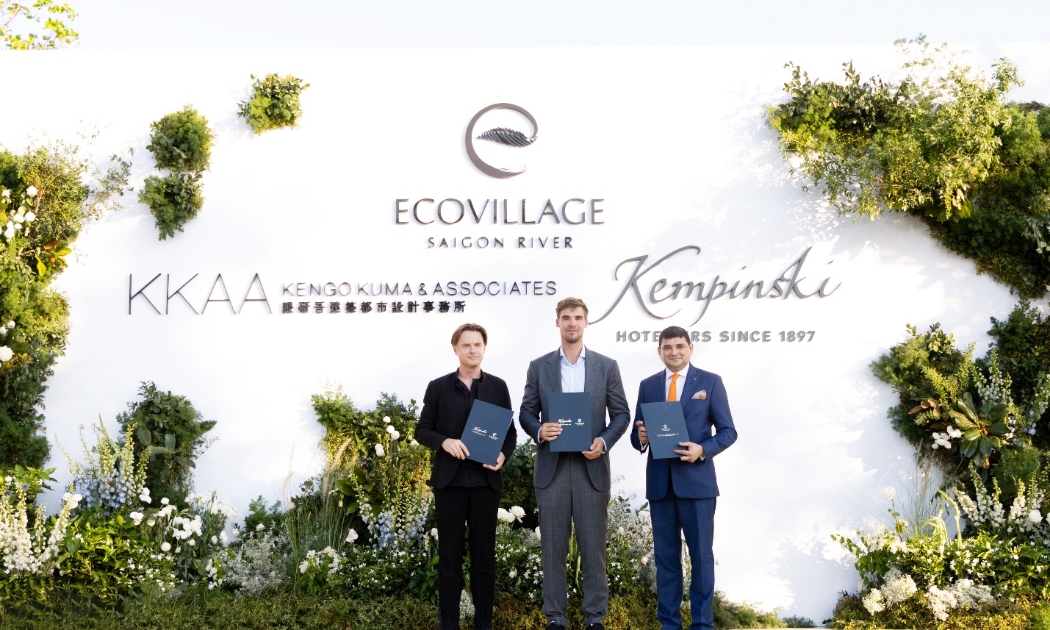 Đại diện Ecovillage Saigon River, Kempinski Hotel, Kengo Kuma & Associates tại lễ kí kết