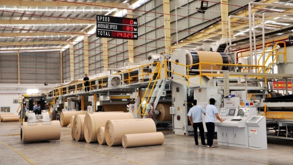 Tiếp tục hỗ trợ để doanh nghiệp thoát đáy khó khăn