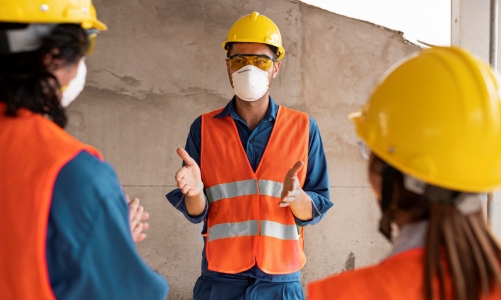 Quan tâm đảm bảo an toàn cho người lao động tại nơi làm việc