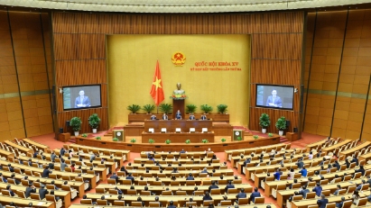 Vietnam's National Assembly Convenes Extraordinary Session to Address Human Resource Matters