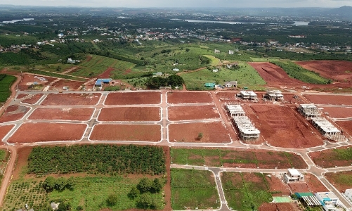 Siết chặt phân lô bán nền có thể khiến thị trường chao đảo