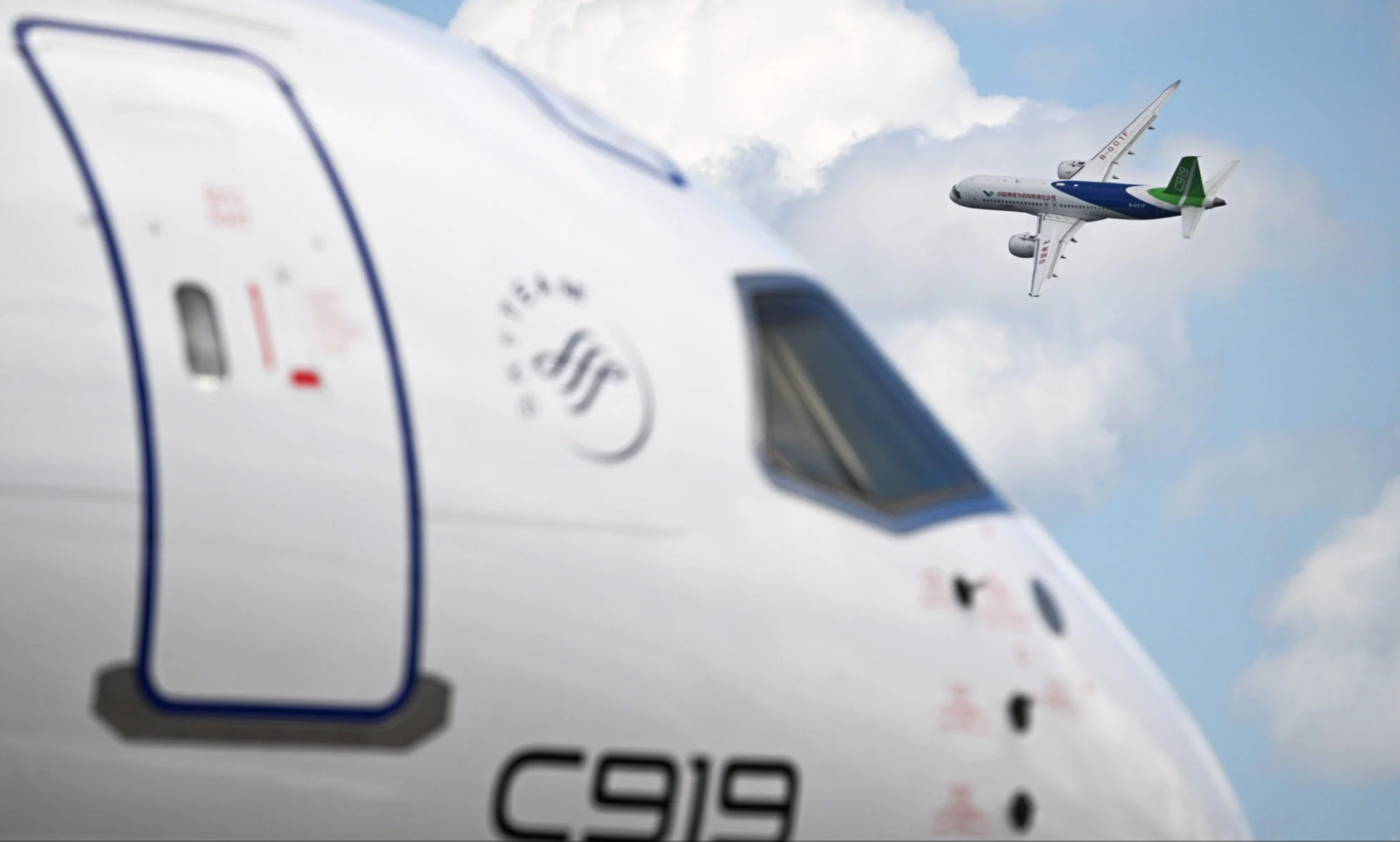Máy bay thương mại C919 do Trung Quốc sản xuất - Ảnh:  Xinhua