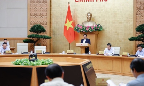 Kinh tế tiếp tục chuyển biến tích cực