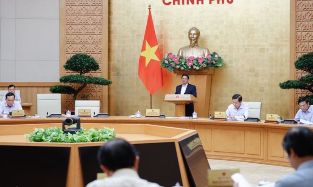 Phiên họp thống nhất đánh giá tình hình kinh tế-xã hội tháng 4 tiếp tục chuyển biến tích cực, nhìn chung tốt hơn tháng 3 và 3 tháng đầu năm.