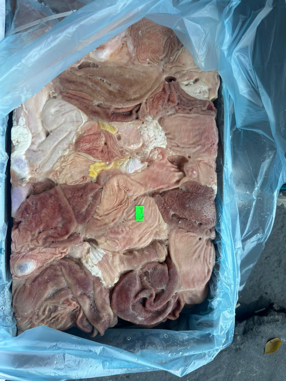 Nội tạng động vật&nbsp;đ&ocirc;ng lạnh&nbsp;kh&ocirc;ng r&otilde; nguồn gốc xuất xứ