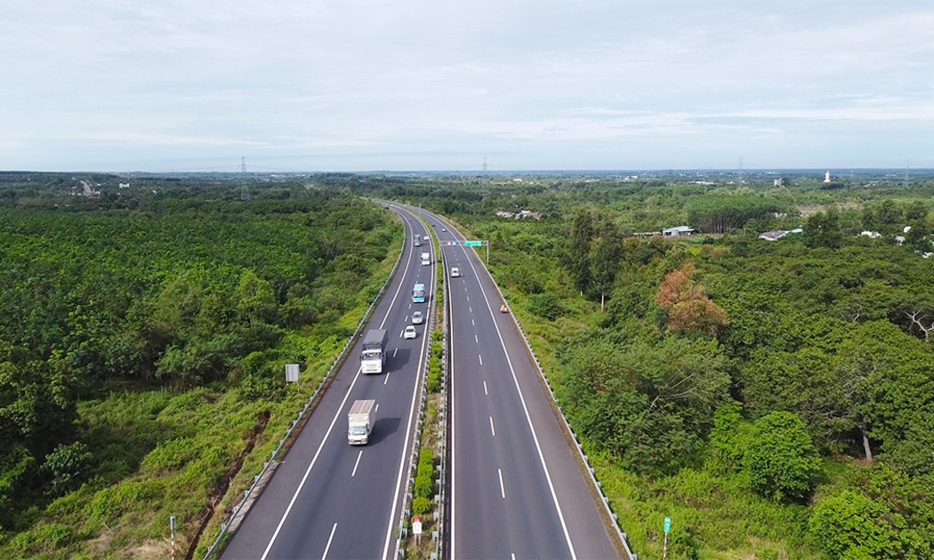 Cao tốc đoạn TP.HCM - Long Thành đã quá tải, thường xuyên xảy ra ùn tắc - Ảnh minh họa.