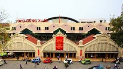 Vietnam's Traditional Markets Face Existential Challenge as E-Commerce Soars