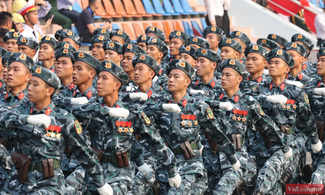 Các chiến sĩ tham gia lễ tổng duyệt diễu binh, diễu hành kỷ niệm 70 năm chiến thắng Điện Biên Phủ