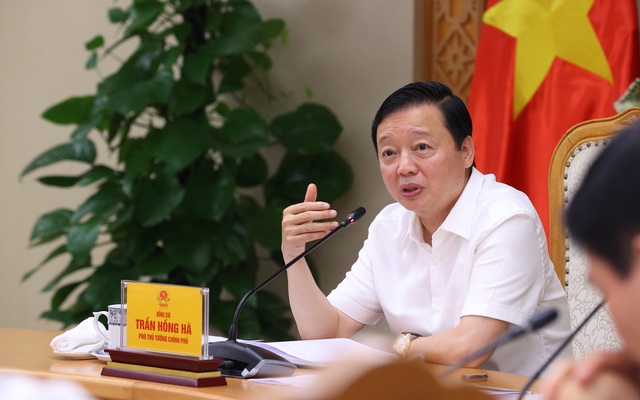  Phó Thủ tướng Trần Hồng Hà nêu ý kiến tại cuộc họp - Ảnh: VGP/MK.