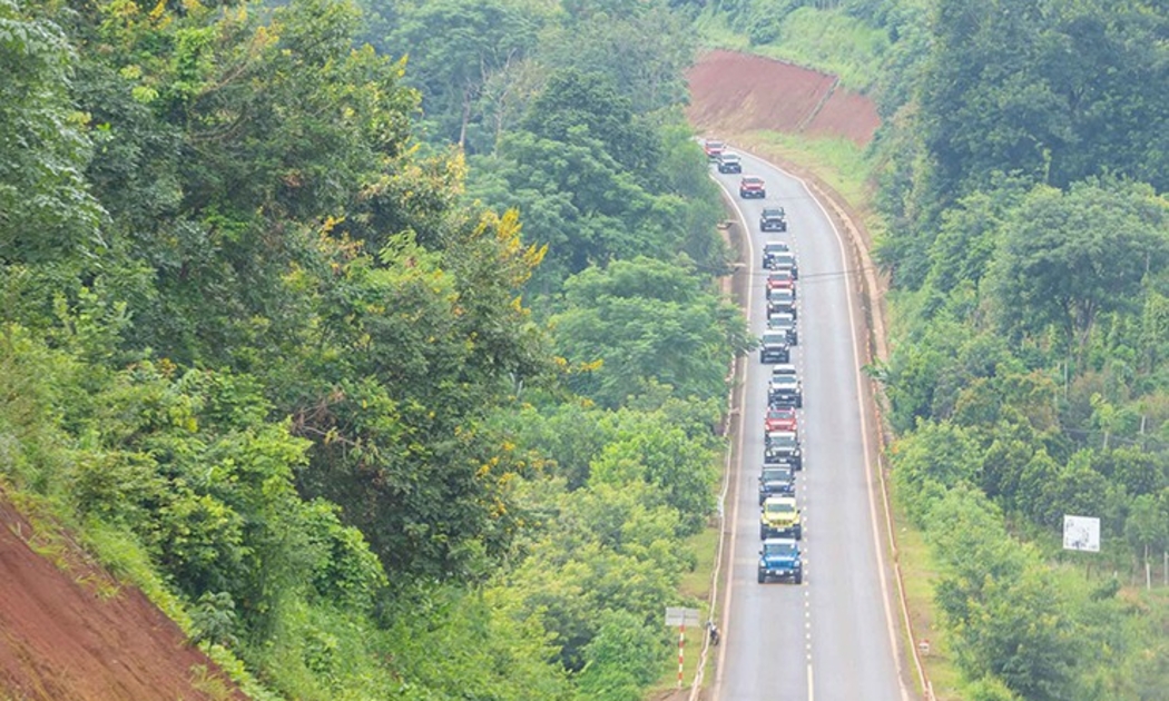 Các tuyến cao tốc Bắc - Nam phía Tây: Ngọc Hồi - Pleiku,  Pleiku - Buôn Ma Thuột và Buôn Ma Thuột - Gia Nghĩa đang được nghiên cứu đầu tư.