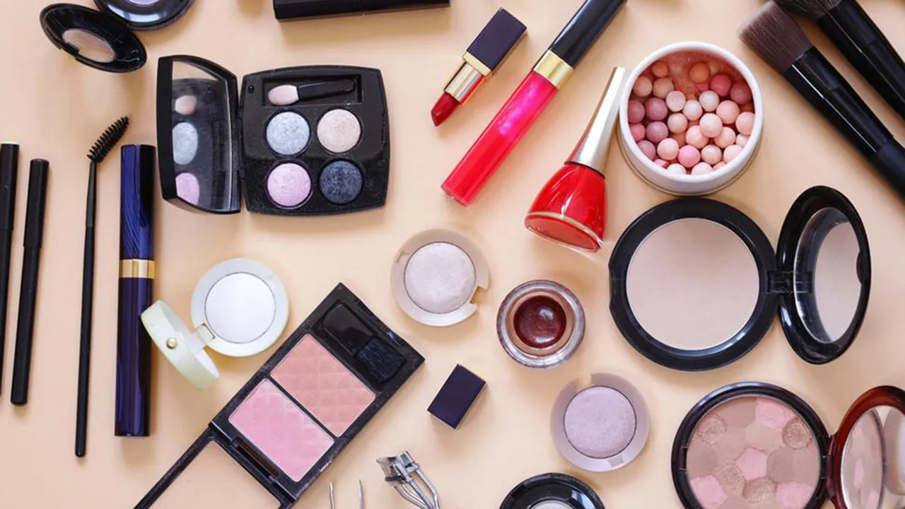 L&agrave; thị trường mỹ phẩm đứng thứ hai to&agrave;n cầu chỉ sau Mỹ, Trung Quốc mang đến tiềm năng tăng trưởng to lớn cho c&aacute;c thương hiệu l&agrave;m đẹp.