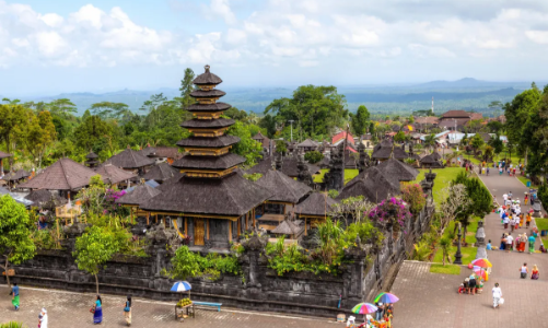 Indonesia “loay hoay” với thuế du lịch mới tại Bali