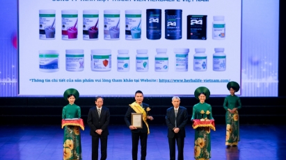 Herbalife Vietnam wins the Golden Product for Public Health Award 2024