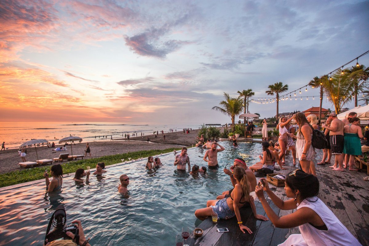 Sân bay Ngurah Rai ở Bali cũng là sân bay bận rộn nhất khi đón tới 44,5% tổng lượng khách quốc tế đến nước này.