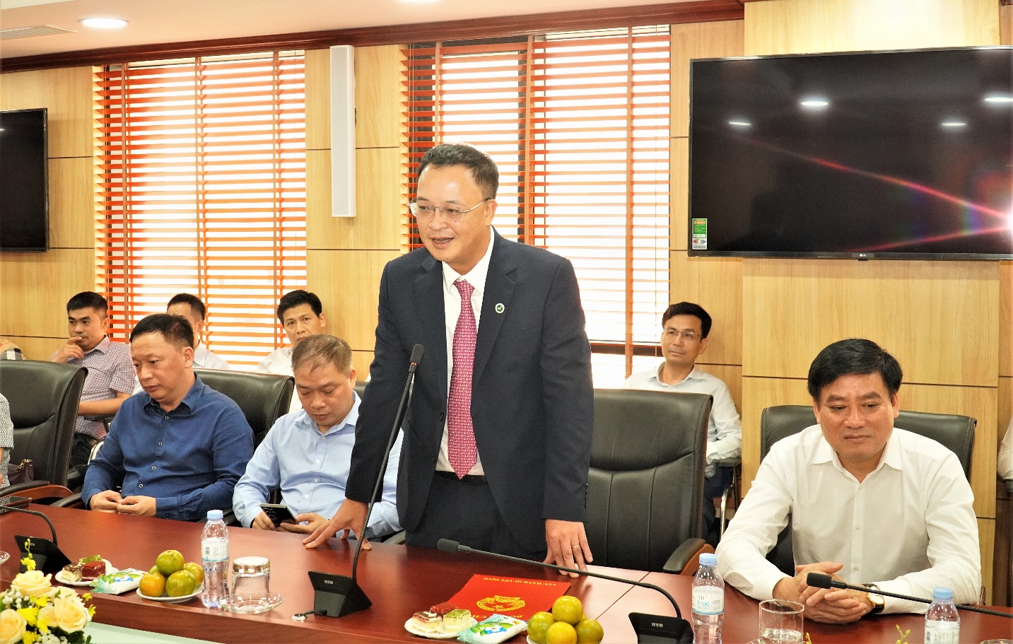 Đồng chí Bùi Hoàng Hải, tân Phó Chủ tịch UBCKNN phát biểu tại buổi Lễ. Ảnh: TT&QHCC