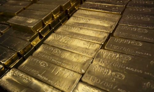 Giá vàng thế giới giữ đà tăng, trong nước bám mốc 92 triệu đồng/lượng