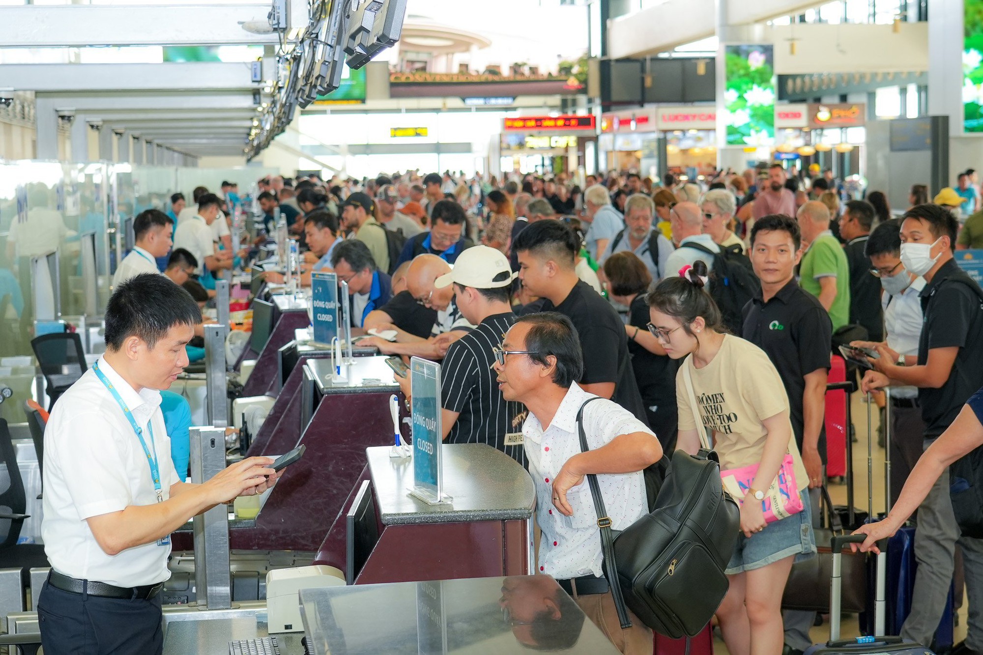 Cục Hàng không đề nghị 4 hãng hàng không rà soát, điều chỉnh cách thức hiển thị thông tin, làm rõ những khoản mục cấu thành.