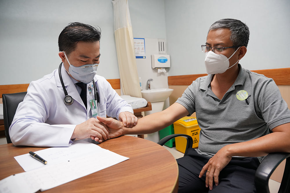 Các bệnh nhân bị nhồi máu cơ tim thường có biểu hiện rất khác nhau về triệu chứng và mức độ.