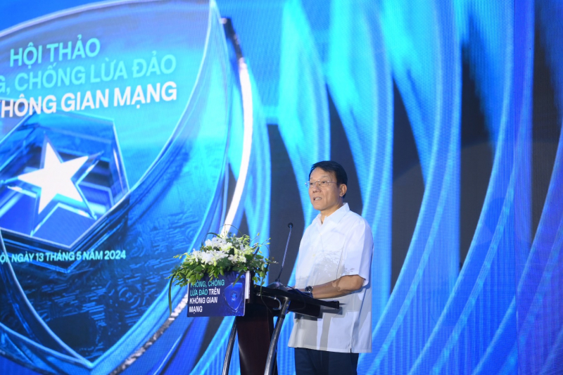 Thượng tướng Lương Tam Quang, Thứ trưởng Bộ Công an phát biểu khai mạc hội thảo.
