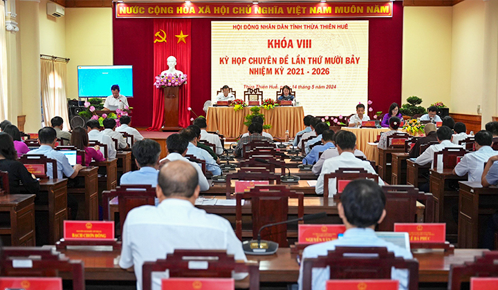 Toàn cảnh kỳ họp