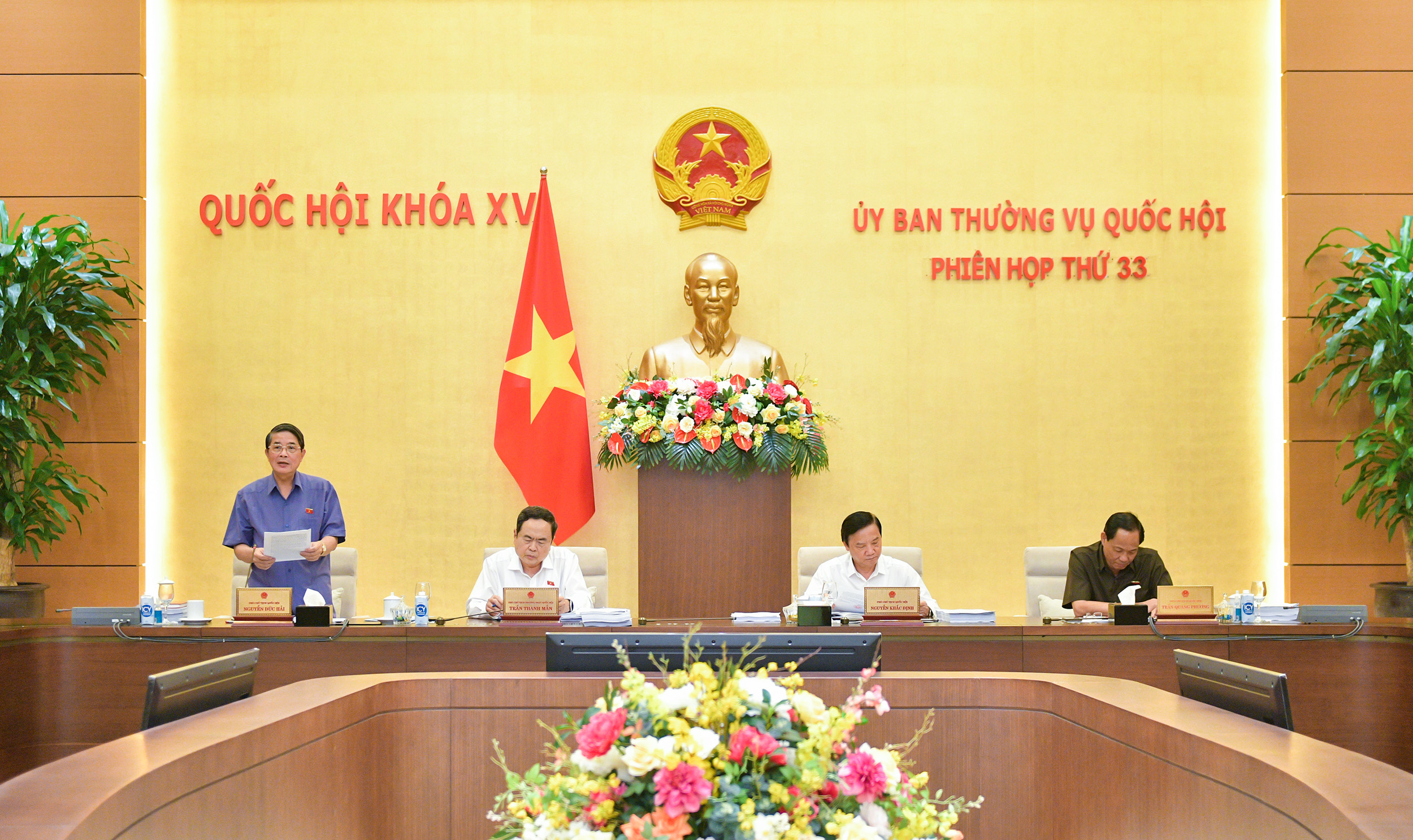 Ủy viên Bộ Chính trị, Phó Chủ tịch Thường trực Quốc hội Trần Thanh Mẫn - điều hành hoạt động của Ủy ban Thường vụ Quốc hội và Quốc hội phát biểu tại phiên họp - Ảnh: Quochoi.vn