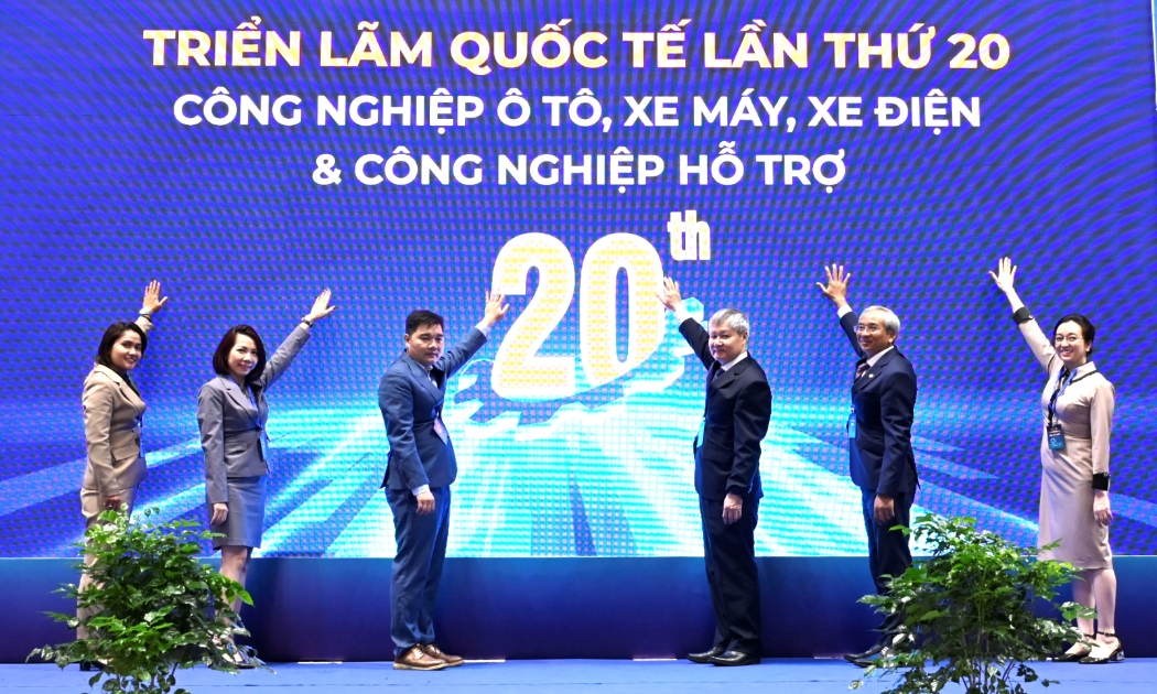 Khai mạc Triển lãm Quốc tế lần thứ 20 về Công nghiệp ô tô, xe máy, xe điện và công nghiệp hỗ trợ.