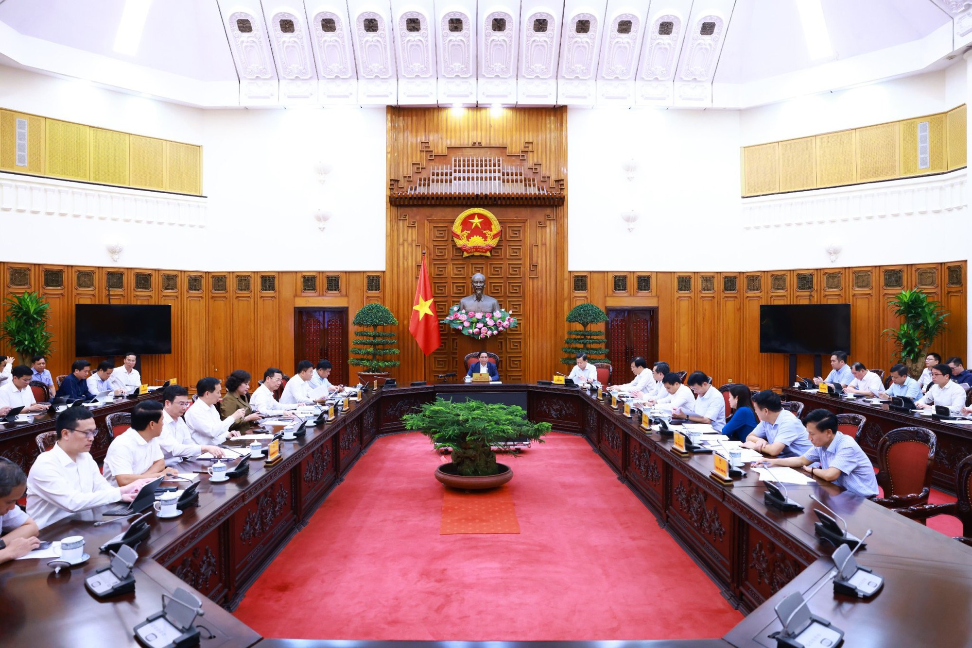 Toàn cảnh cuộc họp - Ảnh: VGP