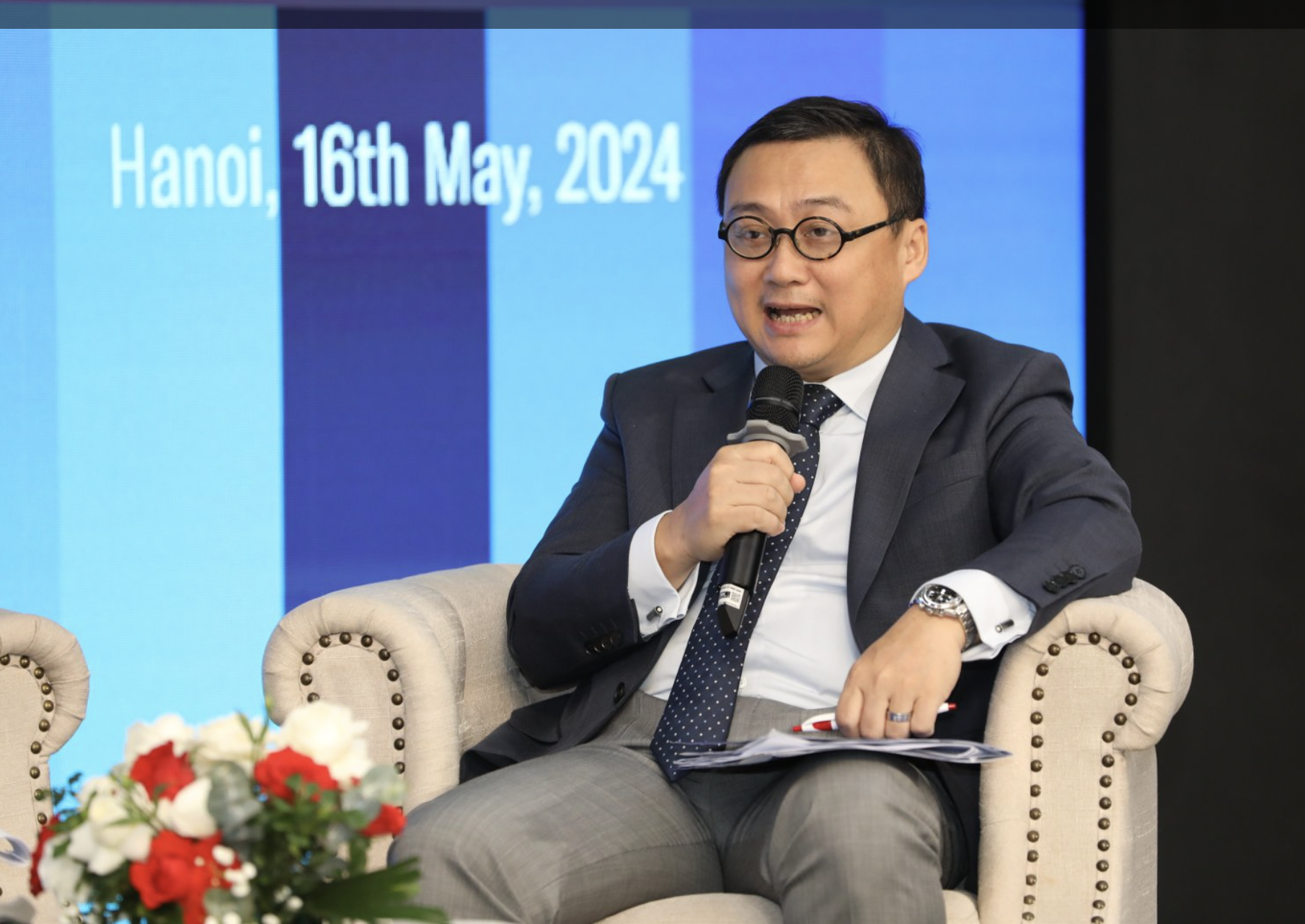 &ocirc;ng Trần L&ecirc; Minh, Tổng Gi&aacute;m đốc C&ocirc;ng ty Cổ phần Xếp hạng t&iacute;n nhiệm đầu tư Việt Nam VIS Rating ph&aacute;t biểu tại hội thảo ng&agrave;y 17/5. Ảnh: Việt Dũng.