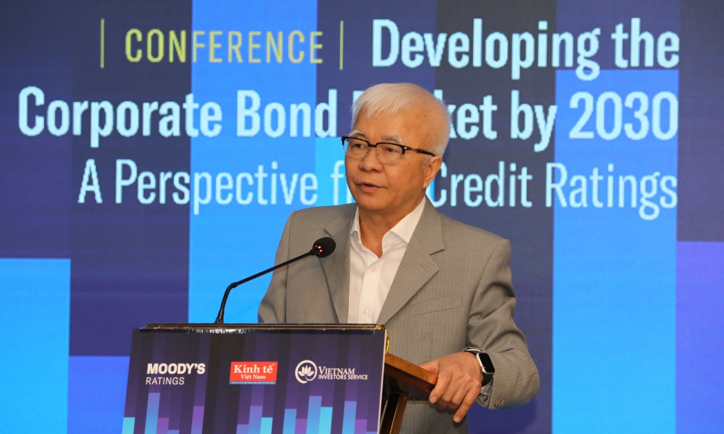 TS. Chử Văn Lâm, Tổng Biên tập Tạp chí Kinh tế Việt Nam/ VnEconomy phát biểu tại Hội thảo “Phát triển thị trường trái phiếu doanh nghiệp tới 2030: Góc nhìn từ xếp hạng tín nhiệm”. Ảnh: Việt Dũng.