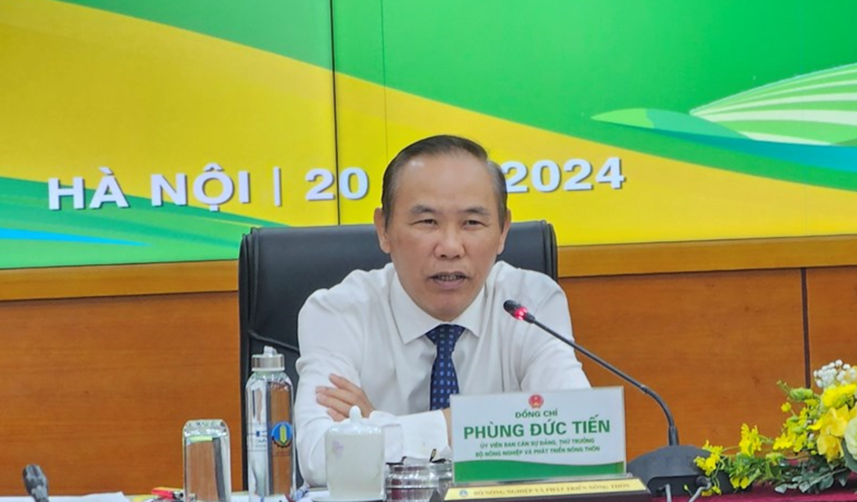 Thứ trưởng Ph&ugrave;ng Đức Tiến: 