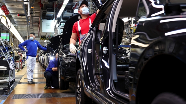 Sức mạnh kinh tế châu Âu ngày càng giảm so với Mỹ