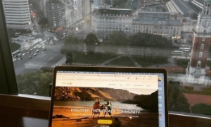 Hầu hết các chính phủ đều coi thị thực du mục là một cách để thu hút những người lao động ở xa 