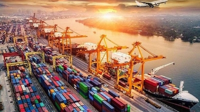Trade surplus at $6.36 bln as of May 15