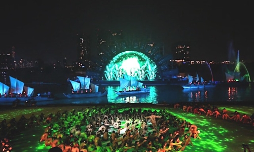 Lễ hội sông nước TP.HCM lần 2 chào đón du khách trên 