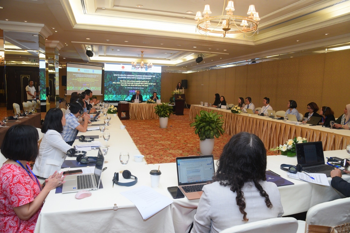 To&agrave;n cảnh hội thảo.