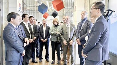 Thai Binh seeks  investment from France