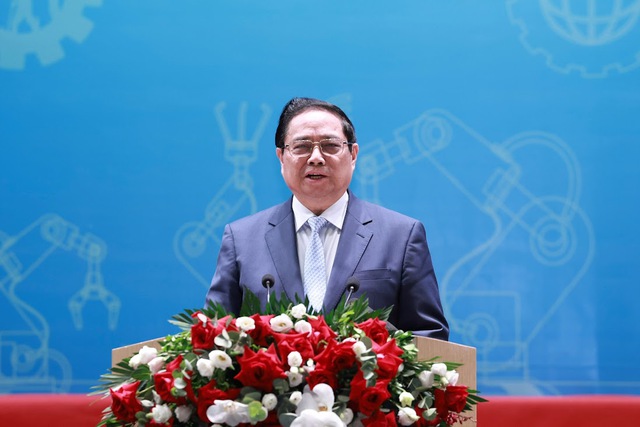Thủ tướng Chính phủ Phạm Minh Chính phát biểu tại Diễn đàn “Nâng cao năng suất lao động Quốc gia năm 2024”. Ảnh: VGP.