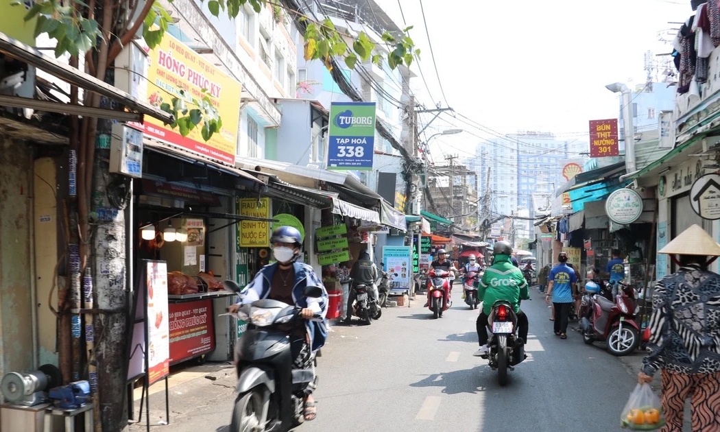 Đường Chu Văn An thường xuyên xảy ra tình trạng ùn tắc vào các giờ cao điểm - Ảnh minh họa.