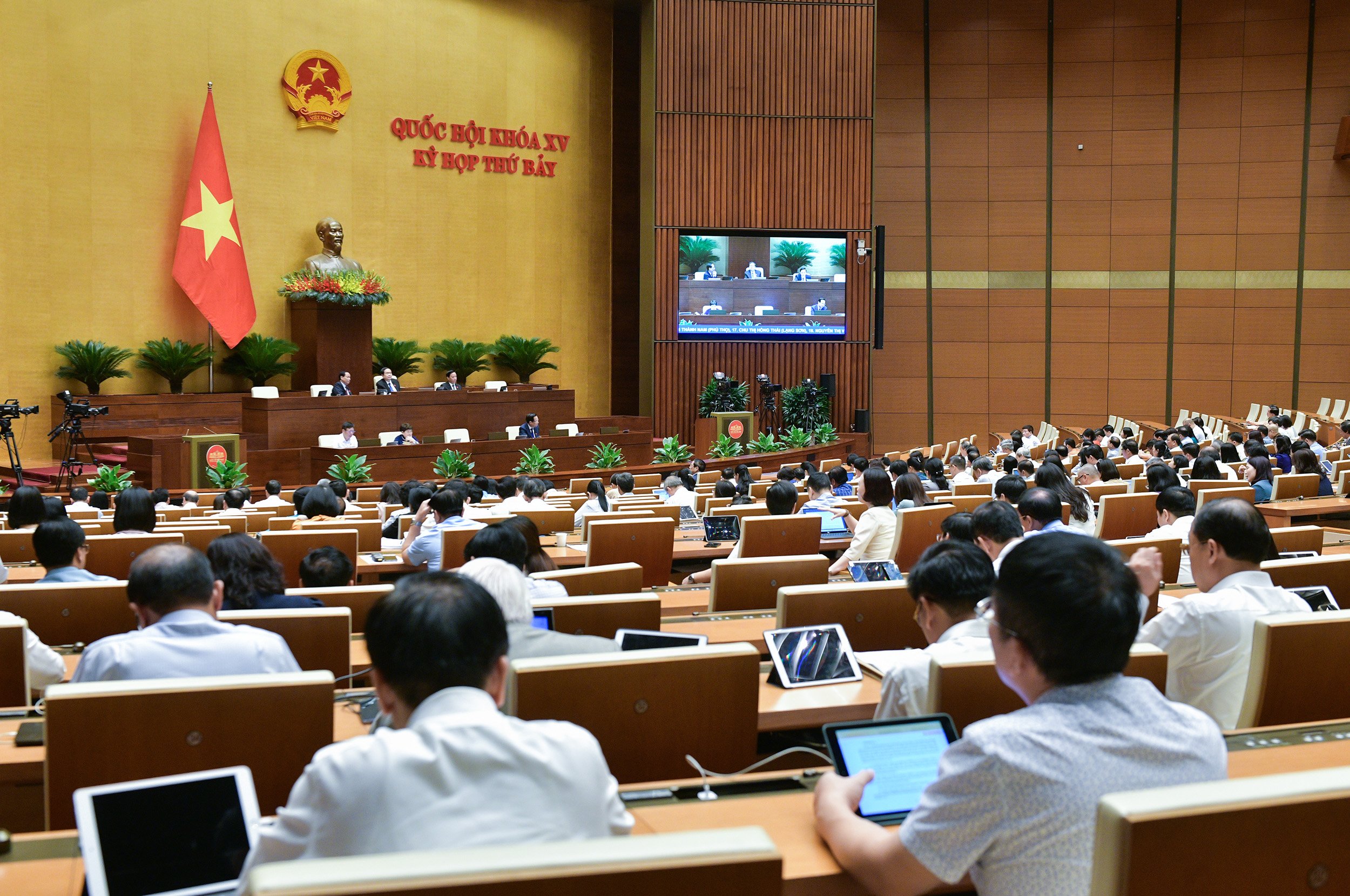 Toàn cảnh phiên họp. Ảnh: Quochoi.vn.