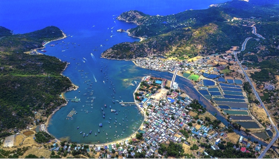 Vịnh Vĩnh Hy, tỉnh Ninh Thuận.