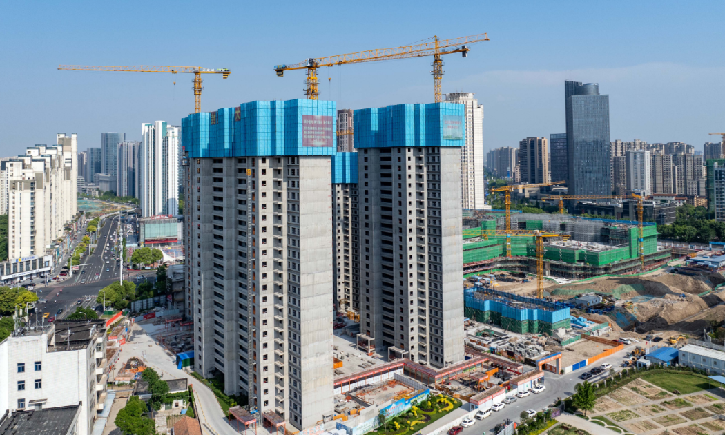 Một công trường xây dựng ở thành phố Wanxiang, thành phố Hoài An, tỉnh Giang Tô, miền Đông Trung Quốc - Ảnh: Getty Images
