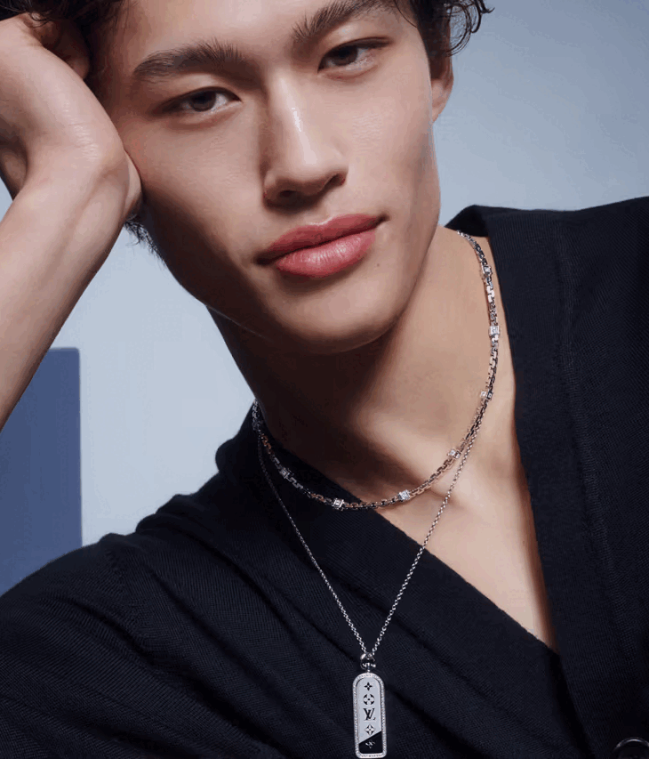 Louis Vuitton từ l&acirc;u cũng đ&atilde; b&agrave;y tỏ tham vọng trong lĩnh vực trang sức cao cấp.