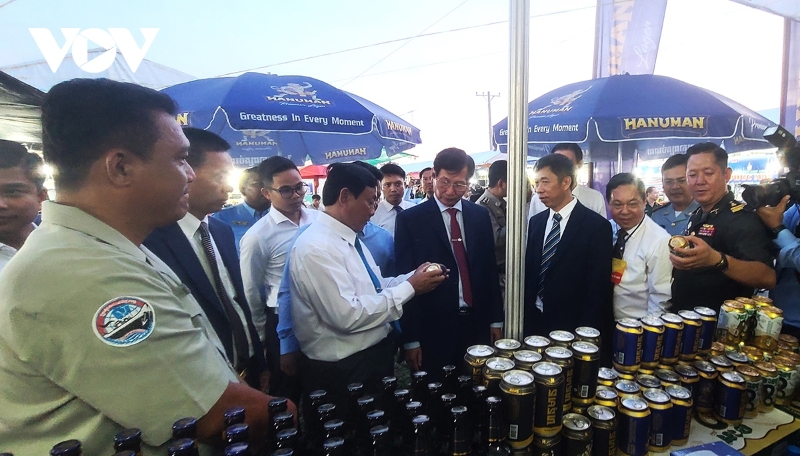Trade fair showcasing products from Vietnam, Laos, Cambodia opens