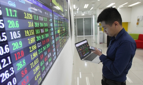 Bộ Tài chính đề xuất giảm 50% các khoản lệ phí ngành chứng khoán 