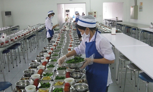 Sau hàng loạt vụ ngộ độc tập thể, đại biểu Quốc hội lo ngại có việc buông lỏng quản lý