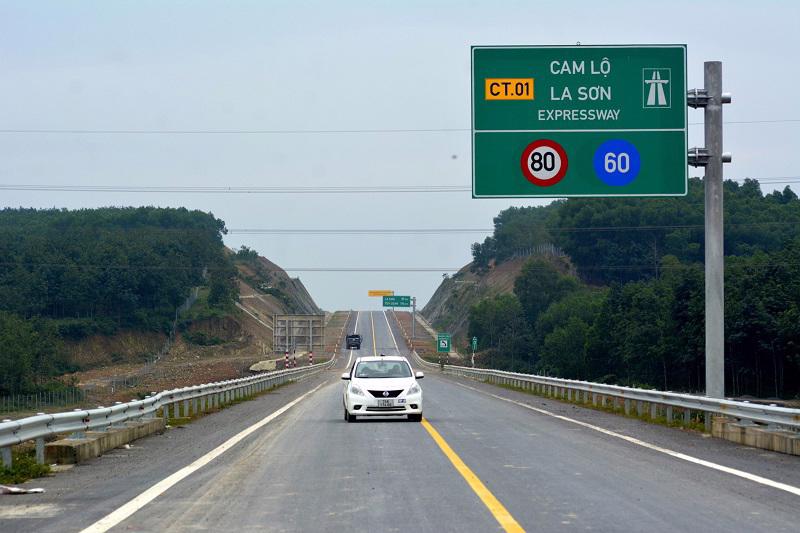 Cao tốc Cam Lộ - La Sơn