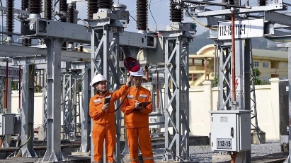 Electricity consumption reaches a record of 1billion kWh per day