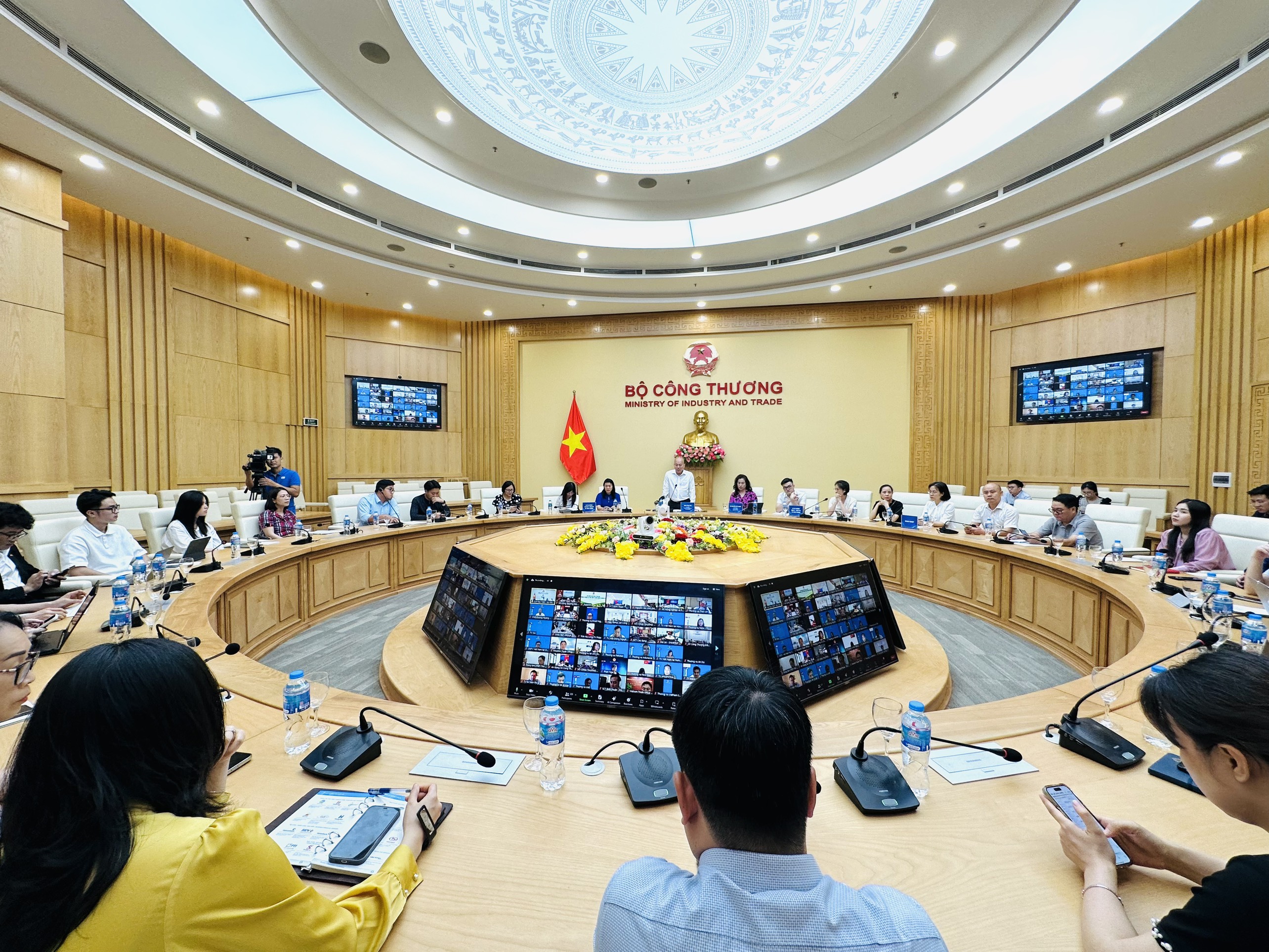 Hội nghị Giao ban Thương vụ tháng 5/2024.