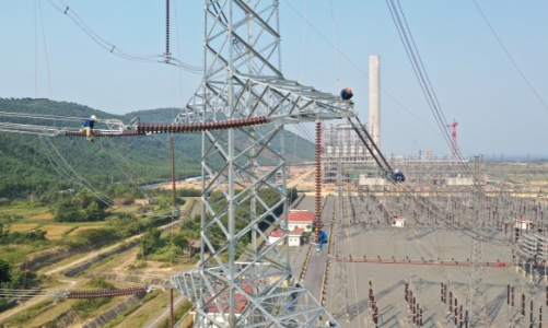 Huy động nguồn lực địa phương hỗ trợ thi công đường dây 500 kV mạch 3