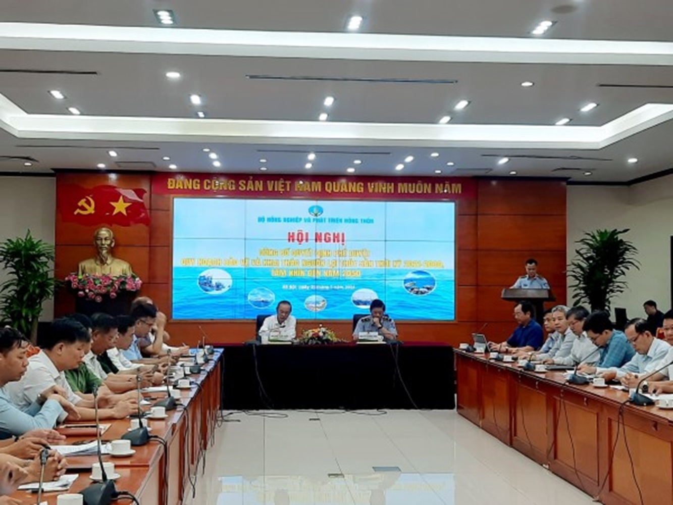 Quang cảnh hội nghị.